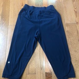 LuluLemon 🍋 ❤️ Yoga Pants Navy Blue Like New ❤️
